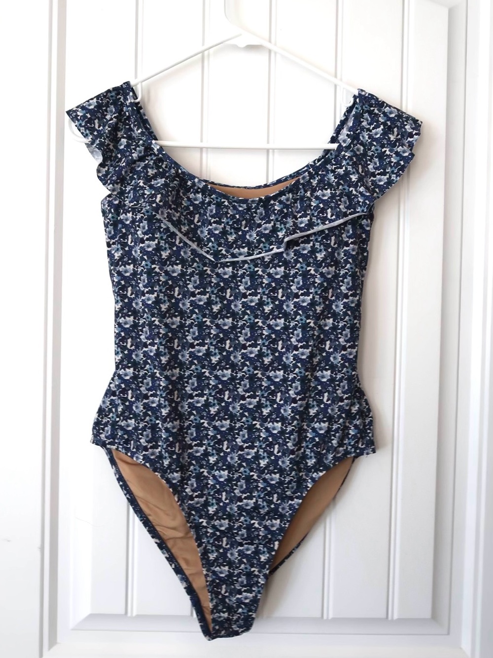 Mimi & August Milano Moonflower One-Piece Swimsuit (Small)